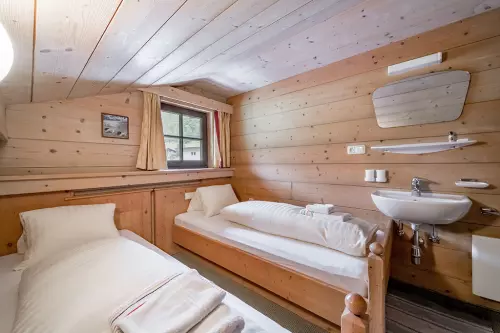 12_landhaus_im_gruene_soelden_kinderzimmer