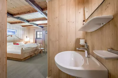 20_landhaus_im_gruene_soelden